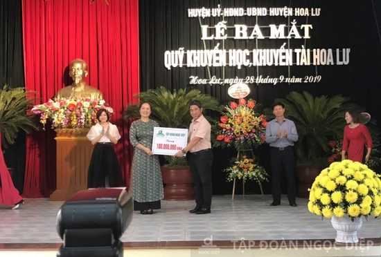 Tập đoàn Ngọc Diệp tài trợ Quỹ khuyễn học, khuyến tài Hoa Lư – Ninh Bình
