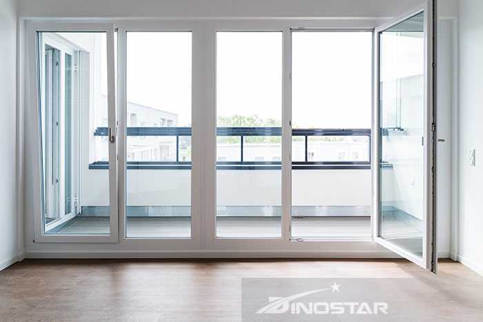 Nhôm hệ 55 được ứng dụng phổ biến để làm cửa đi mở quay