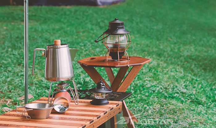 Bình trà, đèn trang trí lớn - nhỏ, khung bếp, nồi nấu bằng nhôm