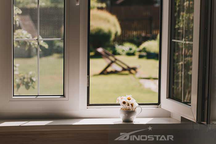 nhôm hệ mở quay 55 được sử dụng làm cửa sổ/cửa đi mở hất hoặc mở quay 